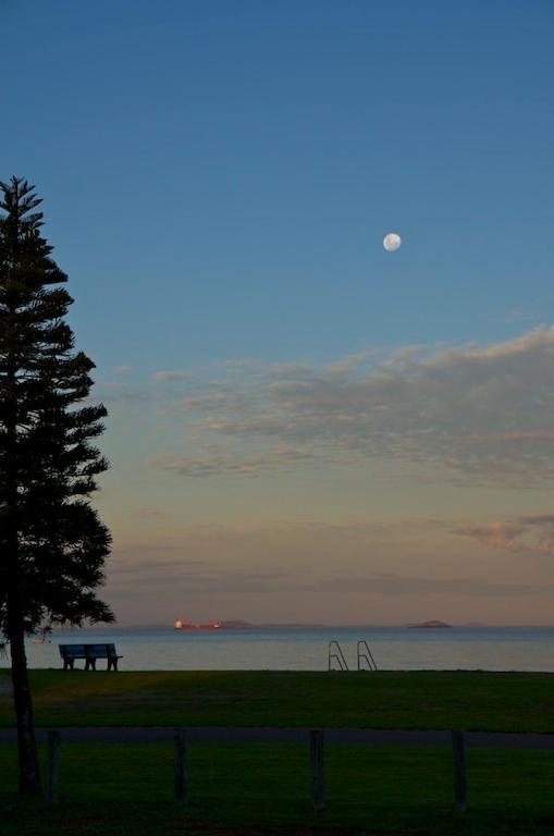 Esperance Beachfront Resort Екстериор снимка